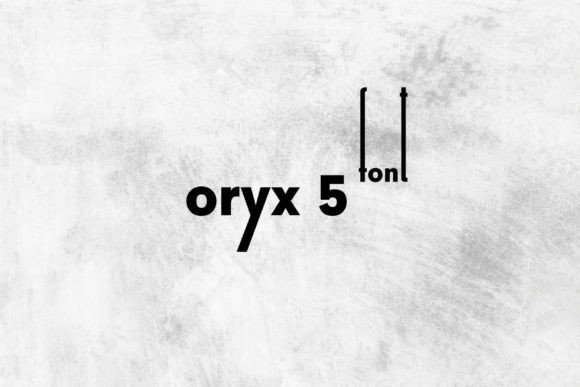 Oryx 5 Display Font for Creative Makers and Product Designers